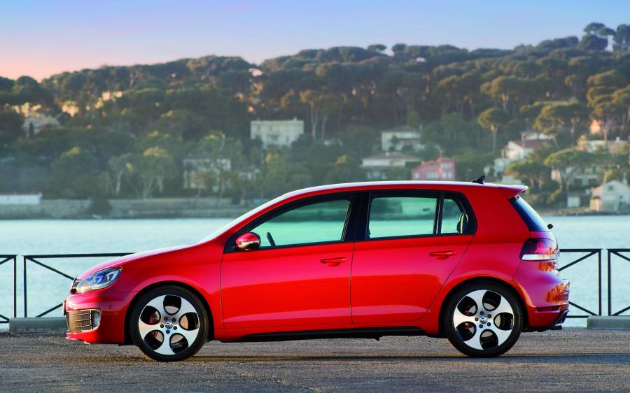  Volkswagen Golf GTi 2008 года  (фото 75 из 83)
